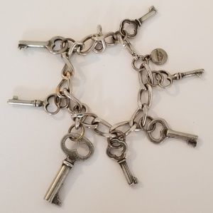 Ben-Amun Key Statement Bracelet